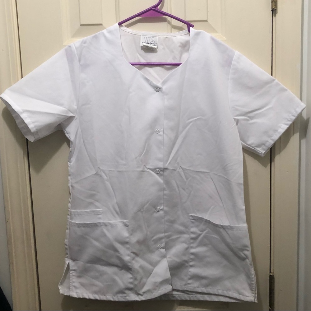 WHITE SCRUB JACKET NEVER SORN SZ XS